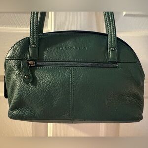 Stone Mountain “Emerald” Small Shoulder Bag w Double Straps. Great condition! ✅